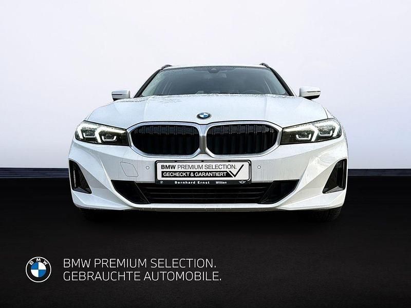 Gebraucht BMW 320 Comfort Edition 184 PS (135 kW) 2023 Weiß Kombi