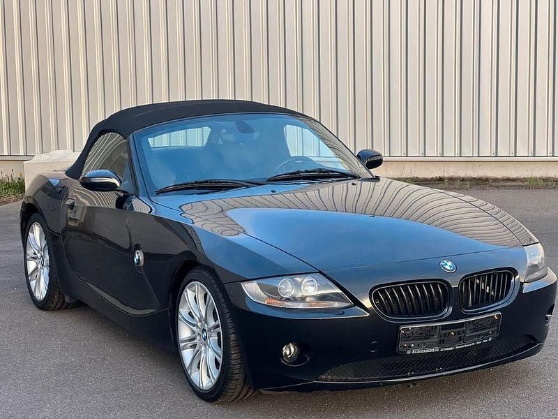 Gebraucht BMW Z4 Sport Line 218 PS (160 kW) 2007 Schwarz Cabrio