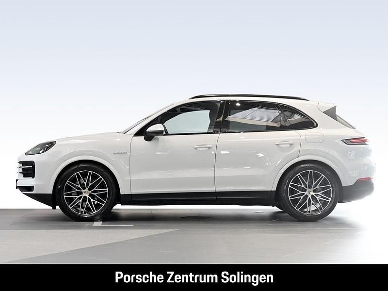 Gebraucht Porsche Cayenne Chrono 470 PS (345 kW) 2024 Weiss SUV