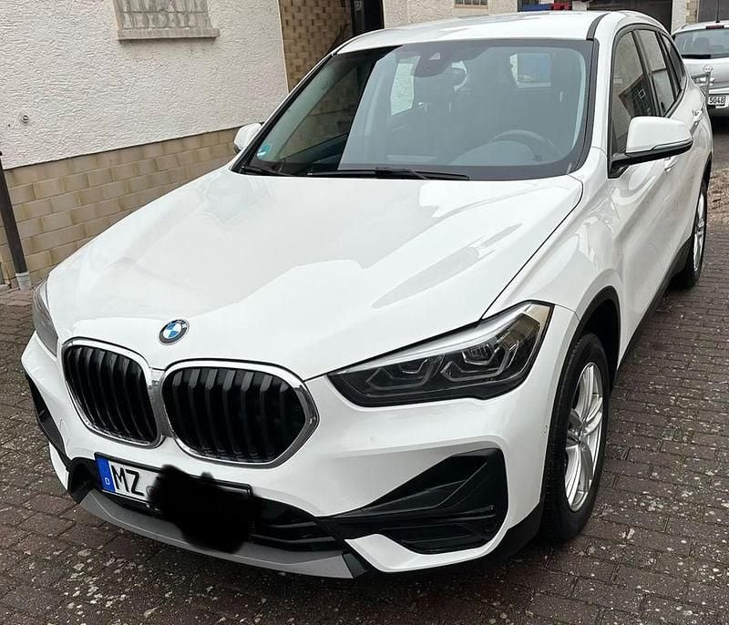 Gebraucht BMW X1 Efficient Dynamics 190 PS (139 kW) 2021 Weiß SUV
