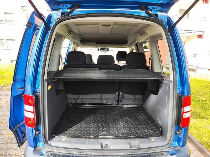 Usata VW Caddy 102 CV (75 kW) 2013 Blu Monovolume