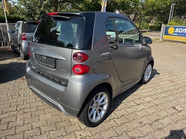 Gebraucht Smart ForTwo Coupé 71 PS (52 kW) 2014 Grau Kleinwagen