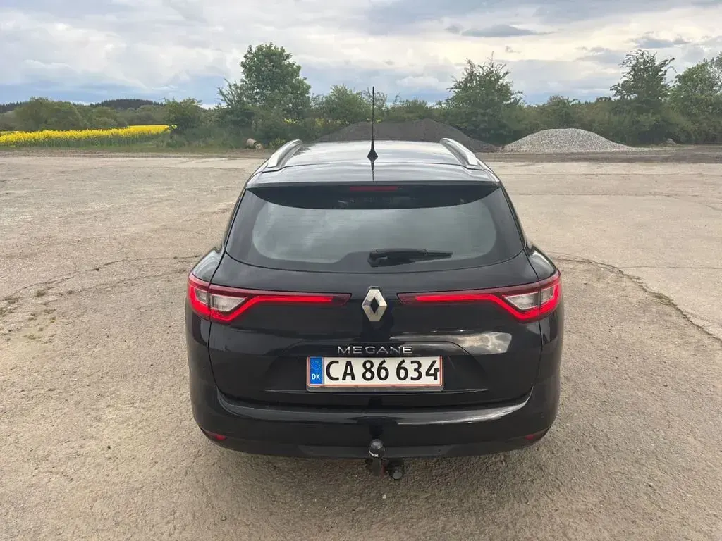 Usata Renault Mégane Experience 132 CV (97 kW) 2018 Nero Berlina