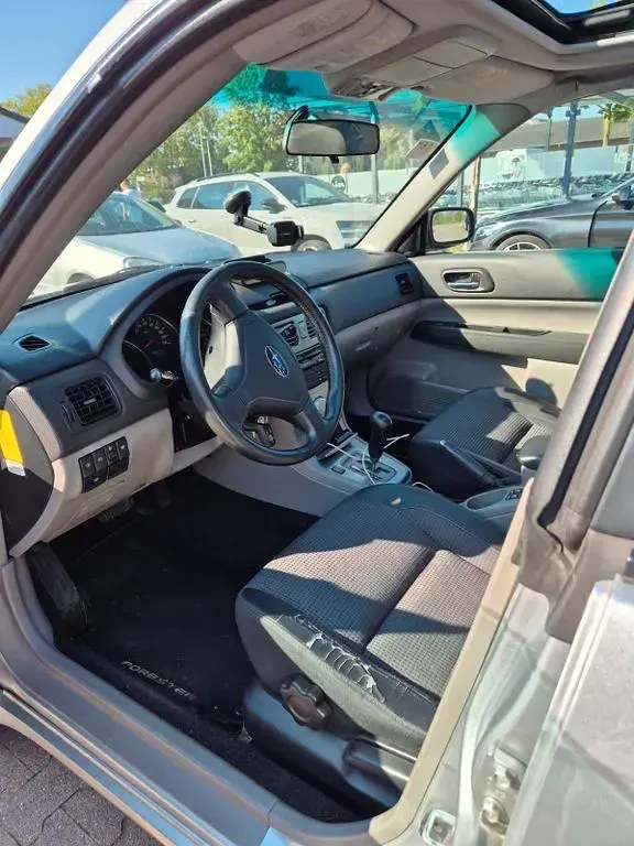 Gebraucht Subaru Forester Comfort 125 PS (91 kW) 2004 Silber SUV