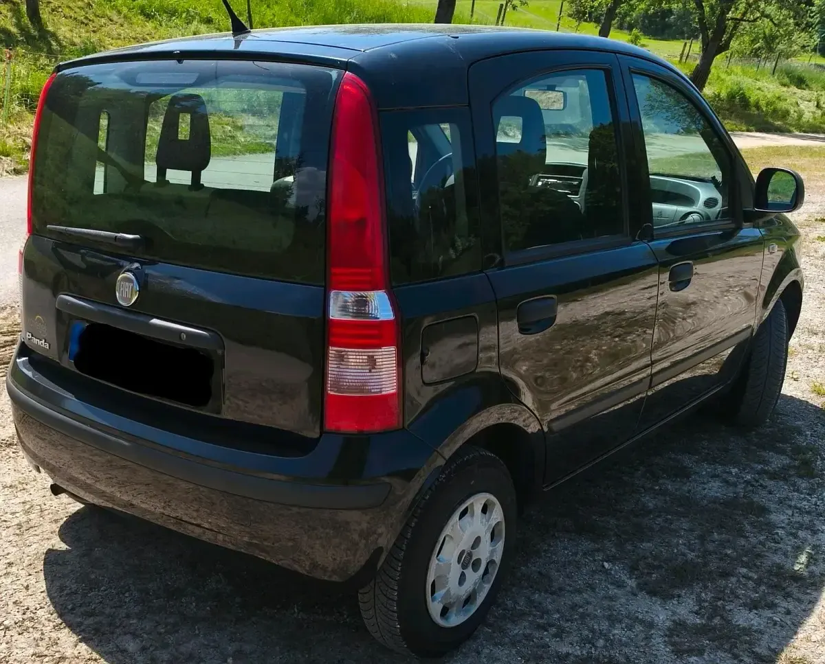 Gebraucht Fiat Panda Dynamic 69 PS (50 kW) 2011 Schwarz Kleinwagen