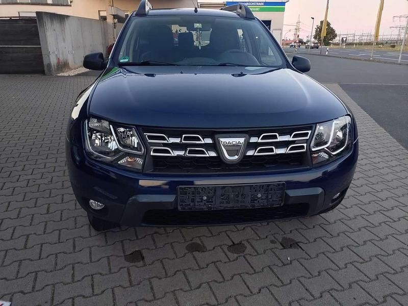 Blau marine Gebraucht 2016 Dacia Duster Ambiance SUV | 7.999 € (Fairer Preis) - Bild 1/4