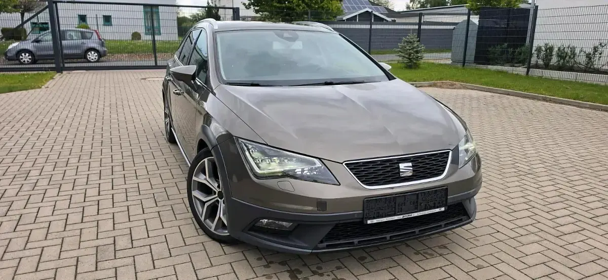 Gebraucht Seat Leon X-Perience 4Drive 184 PS (135 kW) 2015 Andere farben Kombi