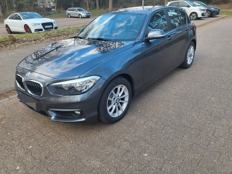 Grau Gebraucht 2017 BMW 116 Advantage Kleinwagen | 11.000 € (Guter Preis) - Bild 1/4