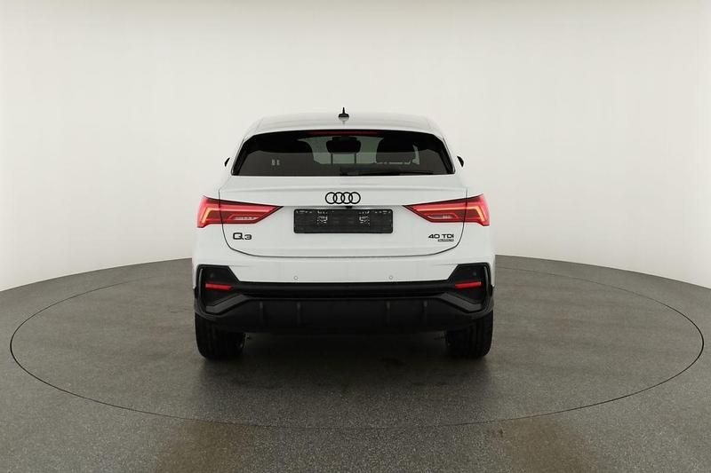 Gletscher weiß metallic Neu 2025 Audi Q3 Sportback S-Line SUV | 50.475 € (Guter Preis) - Bild 1/4