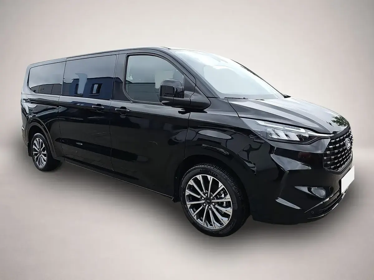 Gebraucht Ford Tourneo Titanium X 170 PS (125 kW) 2026 Van / Kleinbus