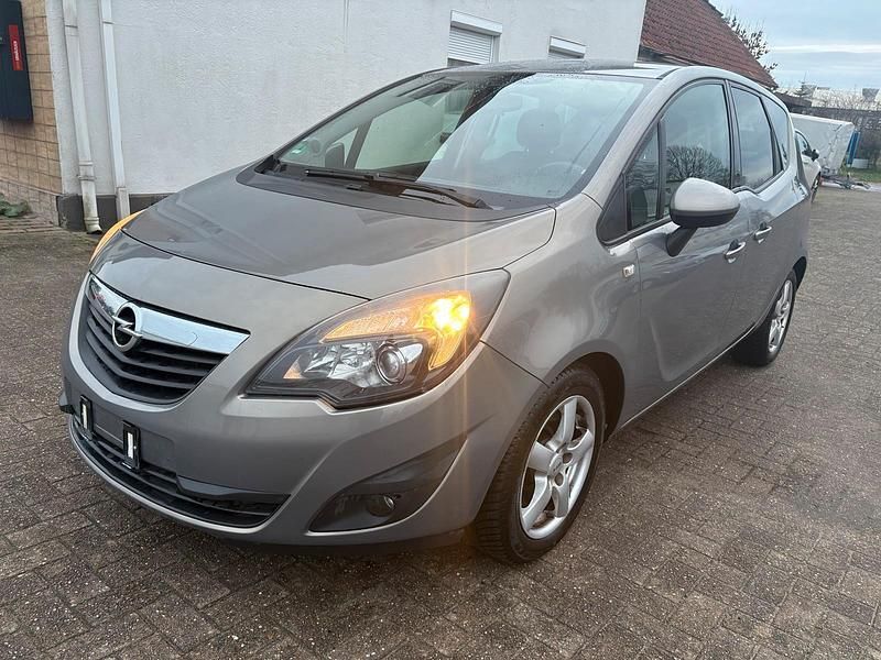 Gebraucht Opel Meriva 110 PS (80 kW) 2012 Braun Van / Kleinbus