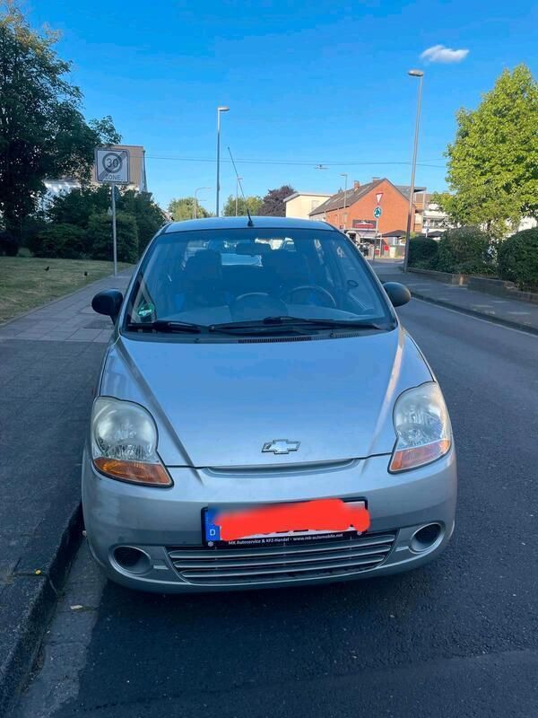 Grau Gebraucht 2005 Chevrolet Matiz Kleinwagen | 750 € - Bild 1/4