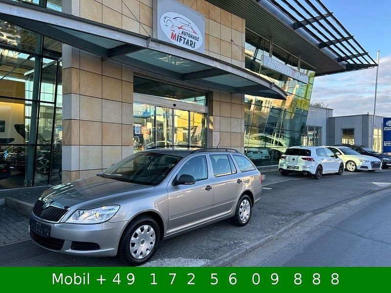 Beige Gebraucht 2009 Skoda Octavia Classic Kombi | 3.000 € (Teuer) - Bild 1/4