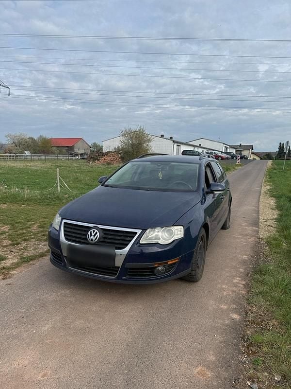 Usado VW Passat 140 HP (102 kW) 2007 Azul Carrinha