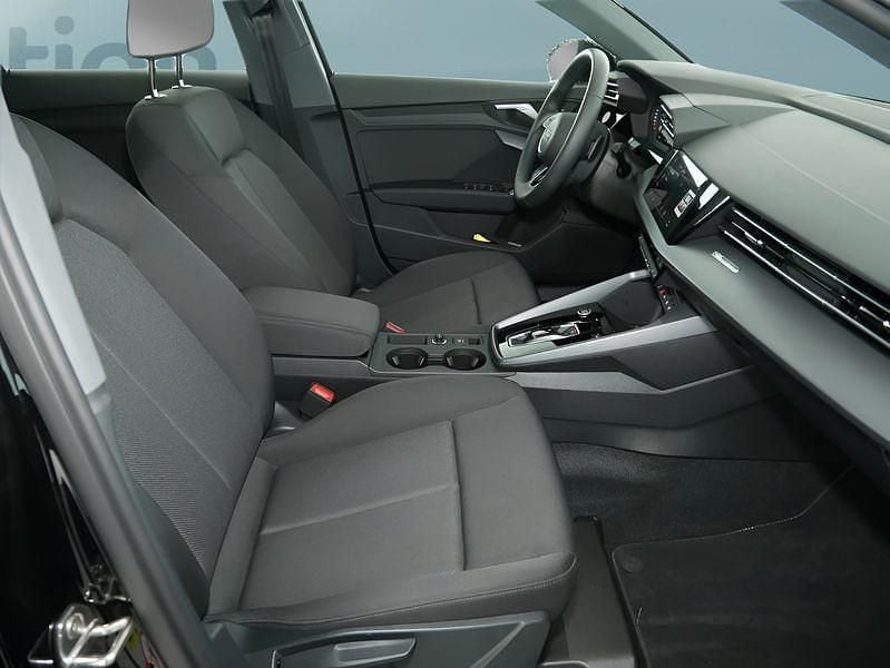 Gebraucht Audi A3 Sportback 150 PS (110 kW) 2025 Schwarz Kleinwagen