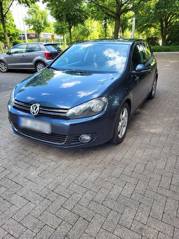 Blau Gebraucht 2010 VW Golf VI Limousine | 4.300 € (Fairer Preis) - Bild 1/4