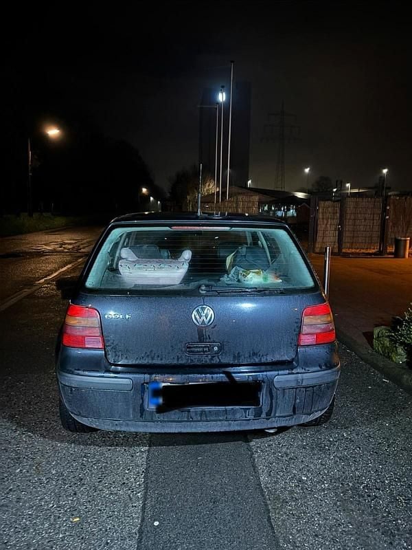 Gebraucht VW Golf IV 75 PS (55 kW) 2001 Schwarz Limousine