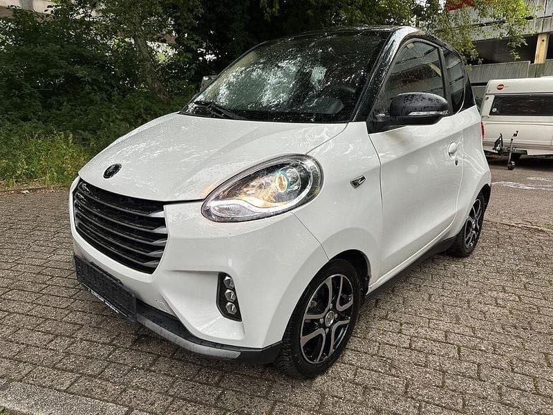 Weiß Gebraucht 2022 Elaris Pio Kleinwagen | 5.700 € - Bild 1/4