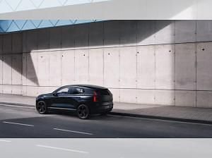 Neu Volvo EX30 Plus 200 kW (272 PS) 2026 Schwarz (onyx black metallic) SUV