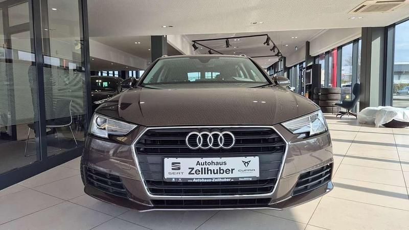 Używany Audi A4 150 KM (110 kW) 2017 Brązowy Kombi