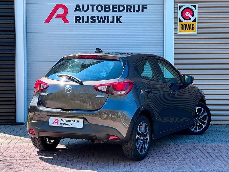 Usata Mazda 2 Dynamic 90 CV (66 kW) 2018 Marrone Berlina