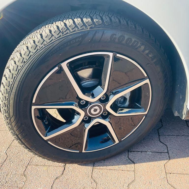 Gebraucht Smart ForFour Electric Drive 60 kW (82 PS) 2022 Weiß Kleinwagen