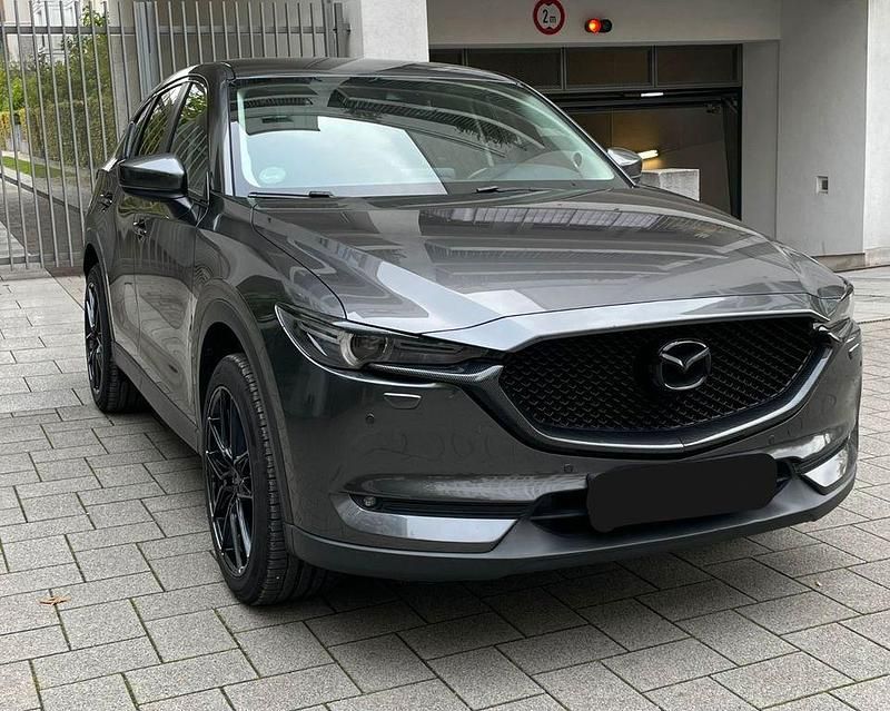 Grau Gebraucht 2017 Mazda CX-5 Exclusive-Line SUV | 15.500 € (Superpreis) - Bild 1/4