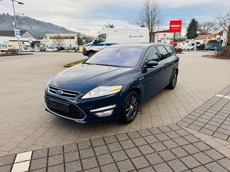 Gebraucht Ford Mondeo Titanium 145 PS (106 kW) 2012 Blau Kombi