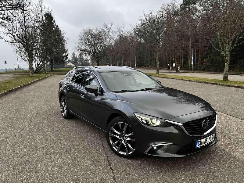 Grau Gebraucht 2017 Mazda 6 Sports-Line Kombi | 13.700 € (Fairer Preis) - Bild 1/4