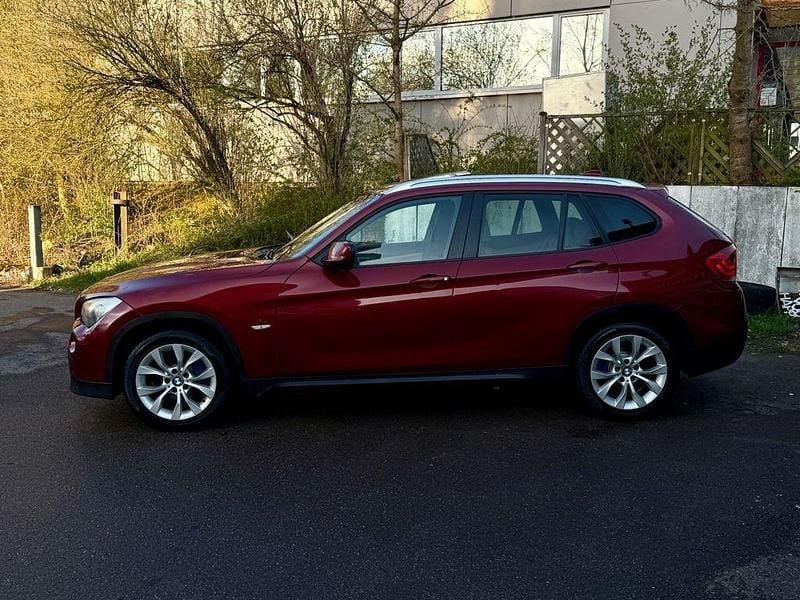Gebraucht BMW X1 xLine 177 PS (130 kW) 2010 Rot SUV
