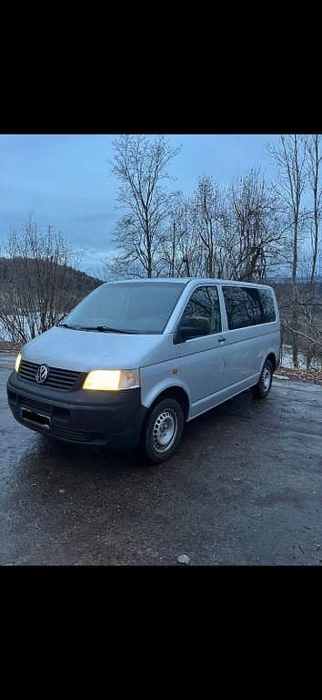 Gebraucht VW T5 131 PS (96 kW) 2005 Grau Van