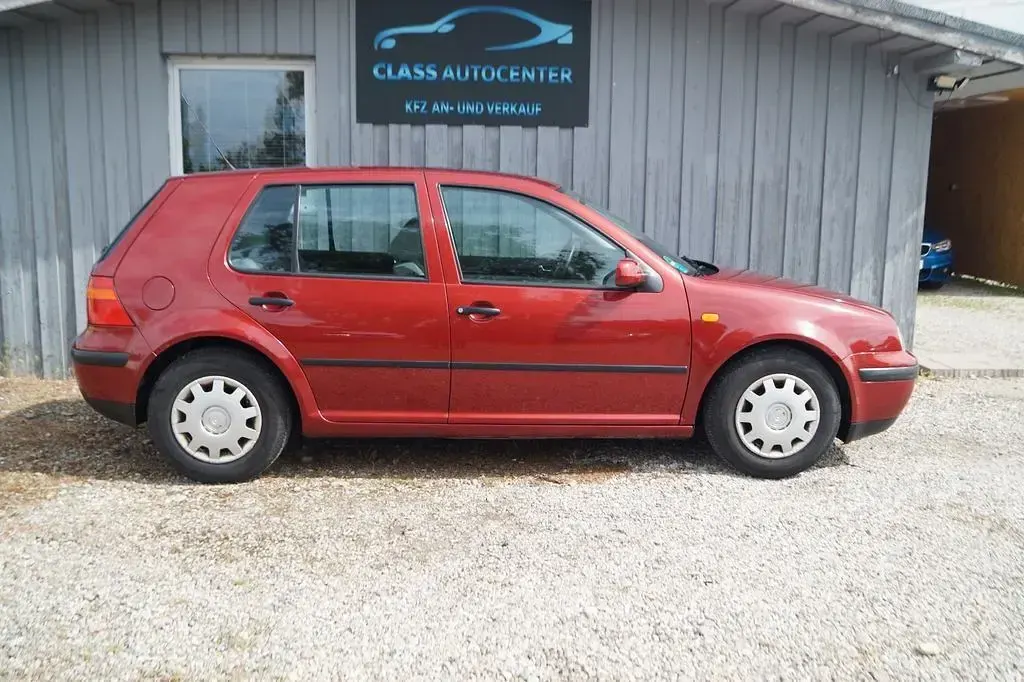 Brugt VW Golf III 101 HK (74 kW) 1998 Rød Sedan