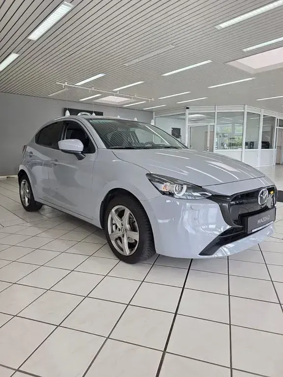 Gebraucht Mazda 2 90 PS (66 kW) 2024 Grau Kleinwagen