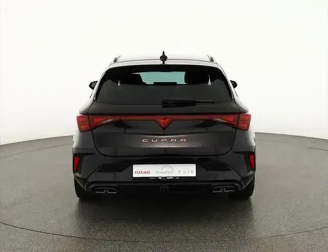 Nouvelle Cupra Leon 150 ch (110 kW) 2025 Noir Berline