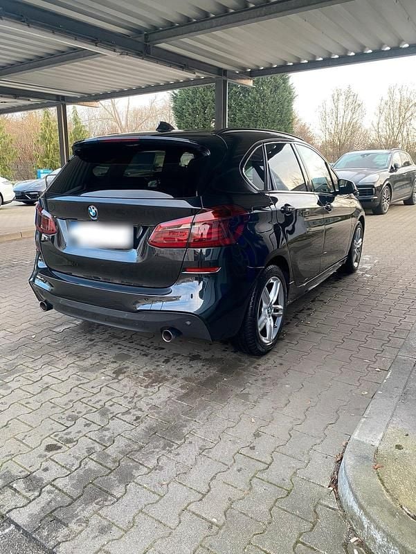 Gebraucht BMW 220 M Sport 190 PS (139 kW) 2017 Schwarz Van / Kleinbus