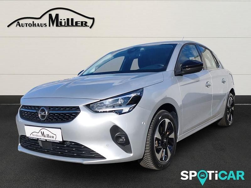 Gebraucht Opel Corsa-e Elegance 100 kW (136 PS) 2022 Aluminium silb/kristall silb Kleinwagen