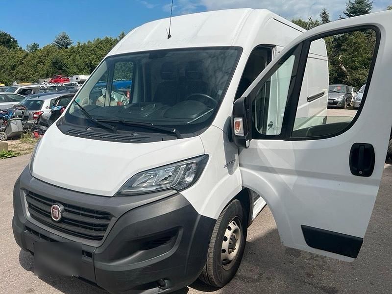 Gebraucht Fiat Ducato 140 PS (102 kW) 2022 Weiß Van