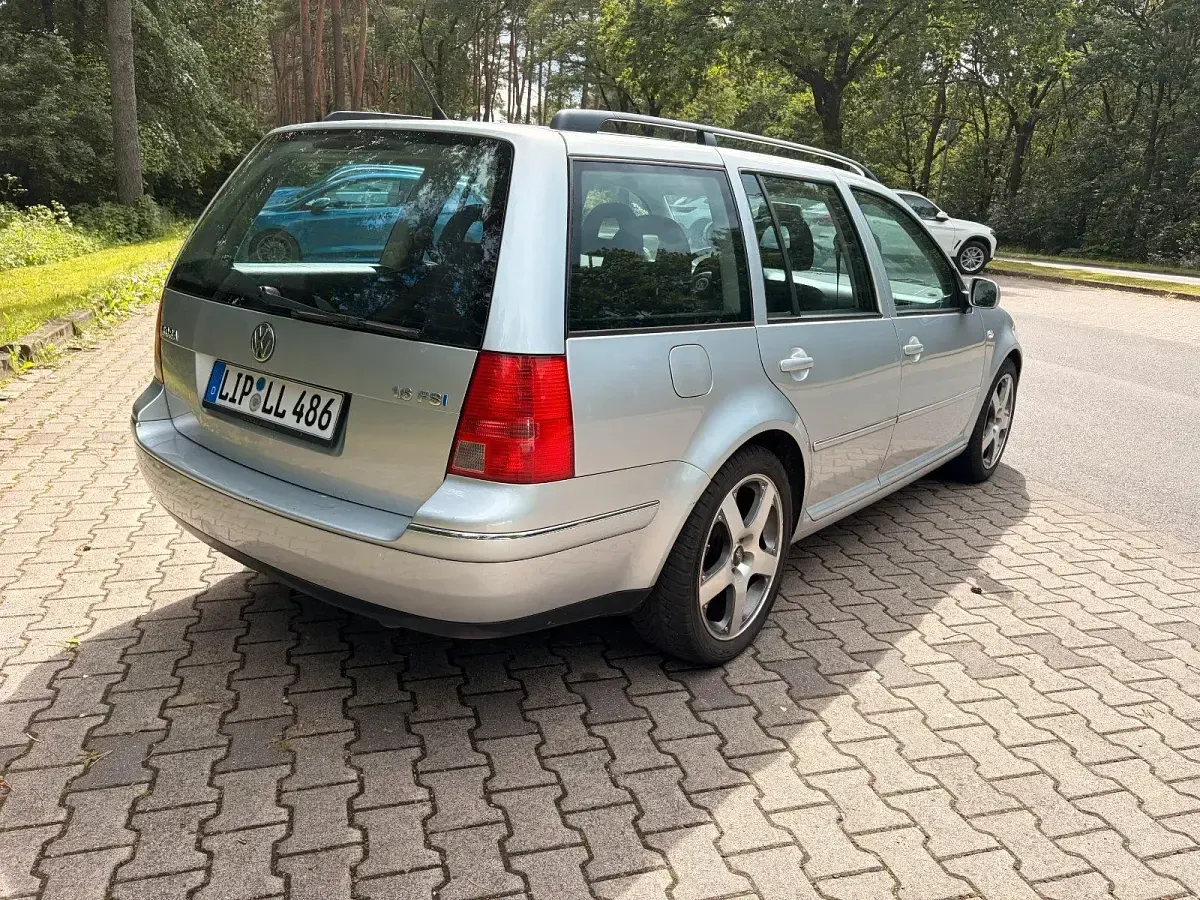 Gebraucht VW Bora 110 PS (80 kW) 2002 Grau Kombi