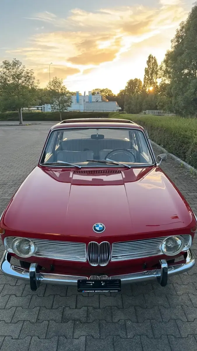 Gebraucht BMW 1800 90 PS (66 kW) 1964 Rot Limousine