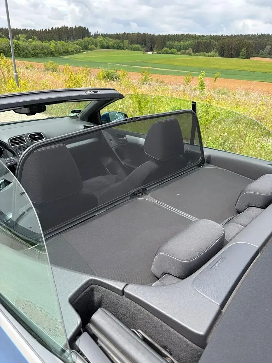 Gebraucht VW Golf Cabriolet Cup 122 PS (89 kW) 2014 Blau Cabrio