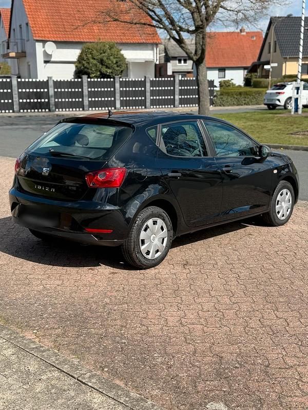 Gebraucht Seat Ibiza 70 PS (51 kW) 2014 Schwarz Kleinwagen