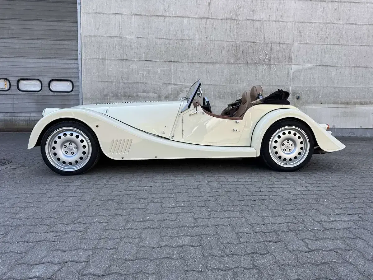 Gebraucht Morgan Plus 8 367 PS (269 kW) 2012 Ivory Cabrio