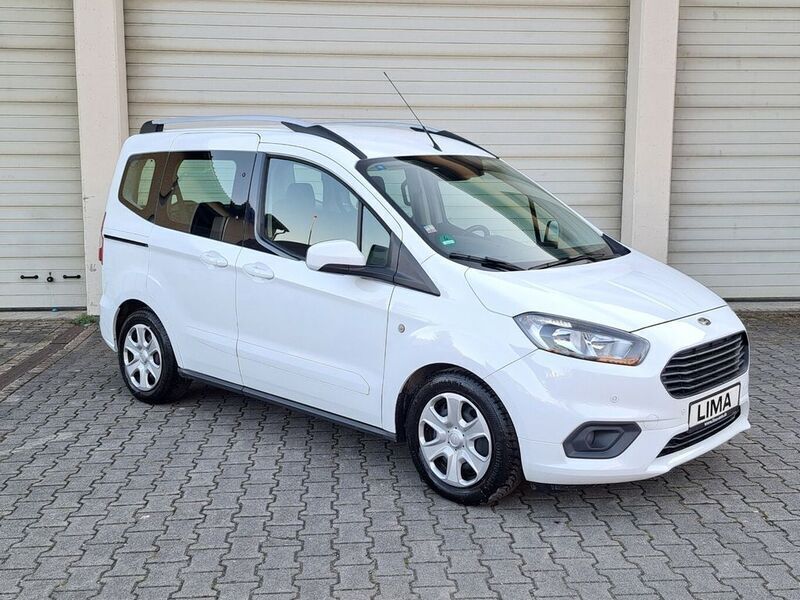 Gebraucht Ford Tourneo Courier 75 PS (55 kW) 2020 Weiß Van / Kleinbus