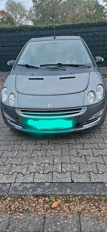Grau Gebraucht 2005 Smart ForFour Kleinwagen | 1.500 € (Guter Preis) - Bild 1/4