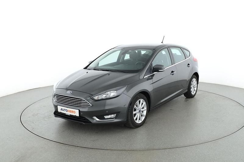 Gebraucht Ford Focus Titanium 150 PS (110 kW) 2018 Grau Limousine