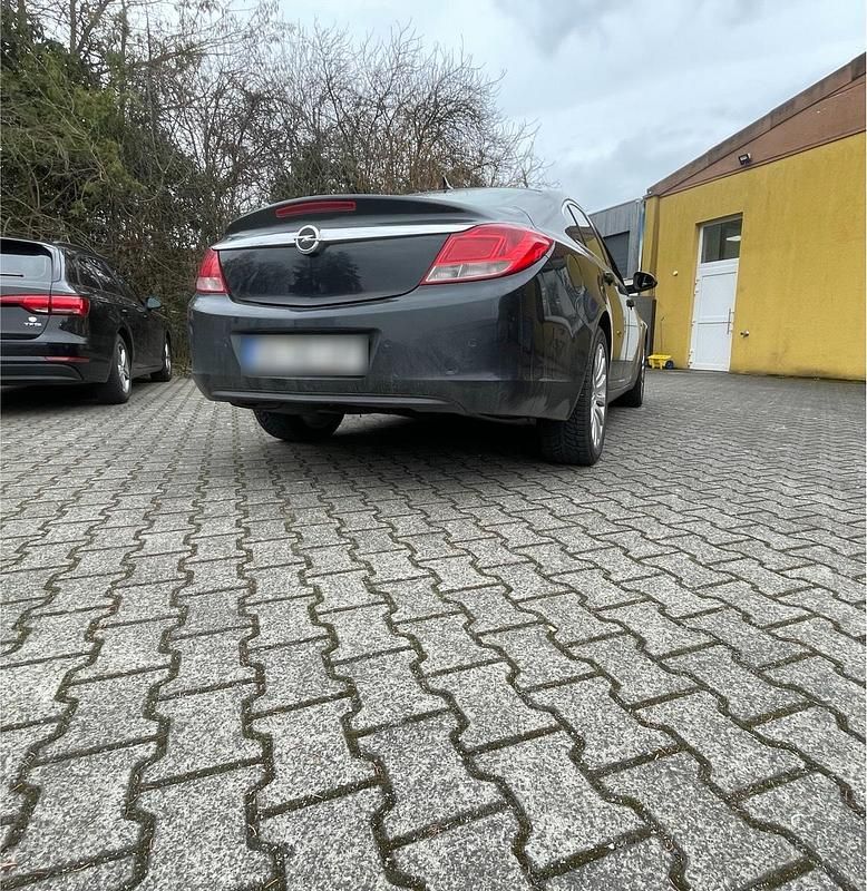 Gebraucht Opel Insignia 131 PS (96 kW) 2010 Limousine