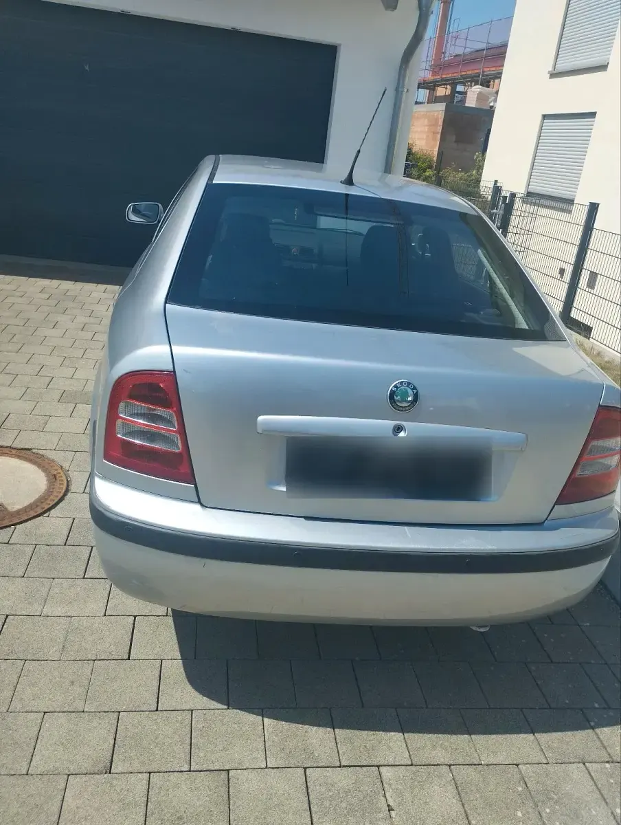 Gebraucht Skoda Octavia 115 PS (84 kW) 2000 Grau Limousine