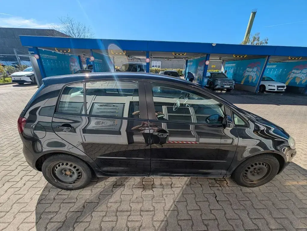 Gebraucht VW Golf Plus Cross Trendline 116 PS (85 kW) 2005 Schwarz Van / Kleinbus