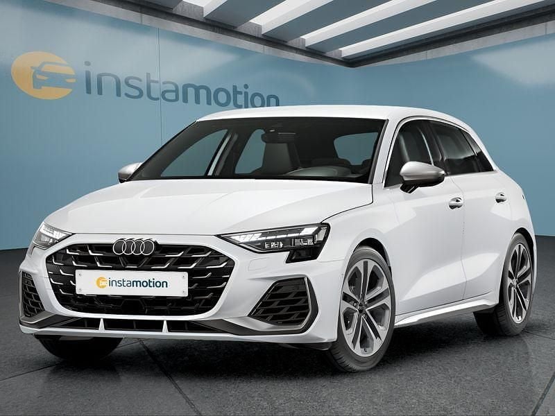 Weiß Gebraucht 2024 Audi S3 Limousine | 42.849 € (Superpreis) - Bild 1/4
