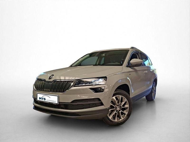 Stahlgrau Gebraucht 2022 Skoda Karoq Ambition SUV | 25.145 € (Guter Preis) - Bild 1/4